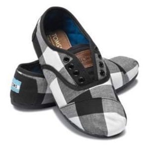 Toms checkered black and white cordones